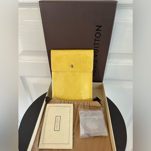 Louis Vuitton Handbags - Louis Vuitton Monogram Yellow Vernis Kenmare Pouch / Shoulder Bag Full Inclusion